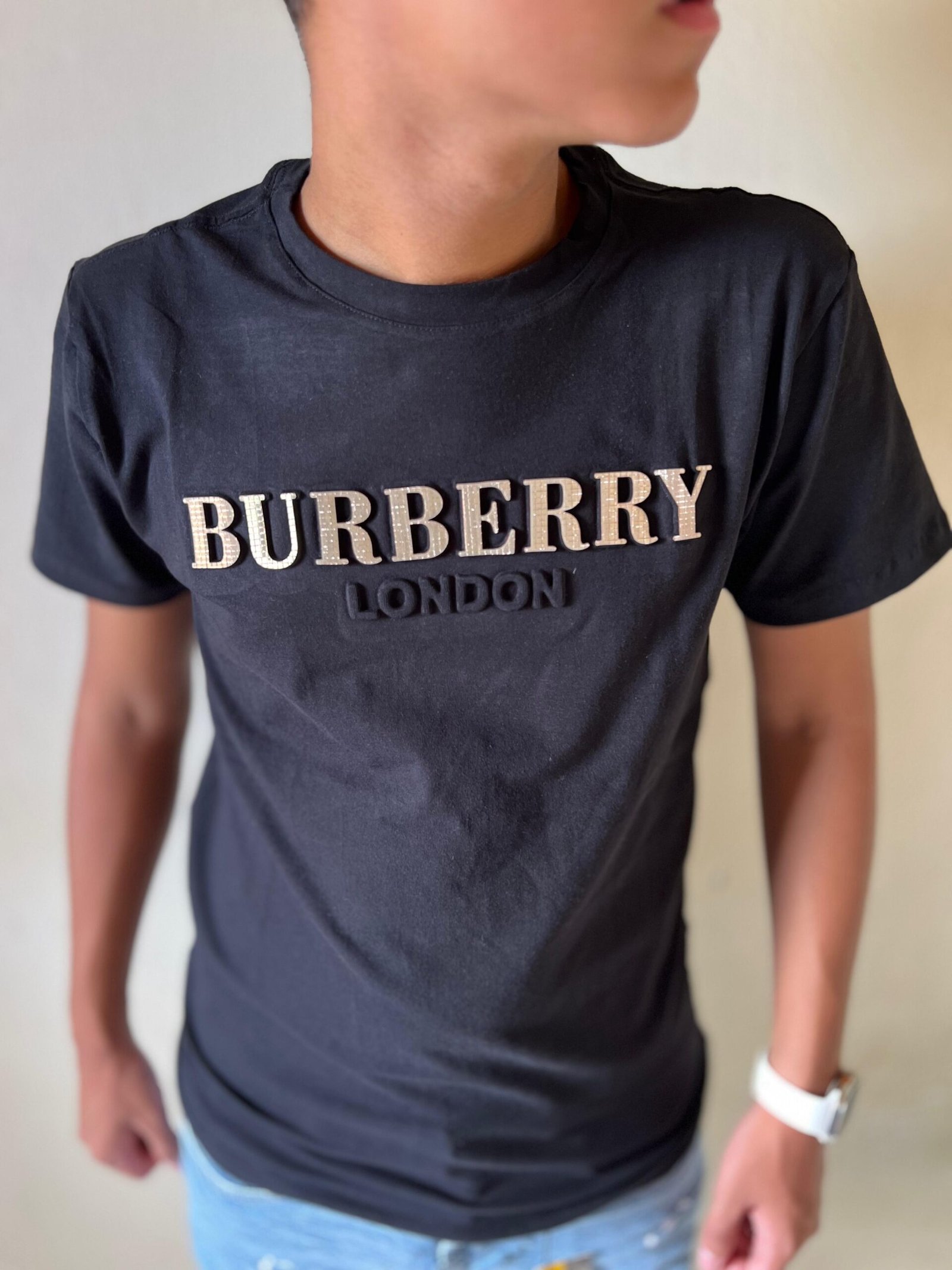 afaaeeba-0d7b-4cef-92a6-4fbea9a85243