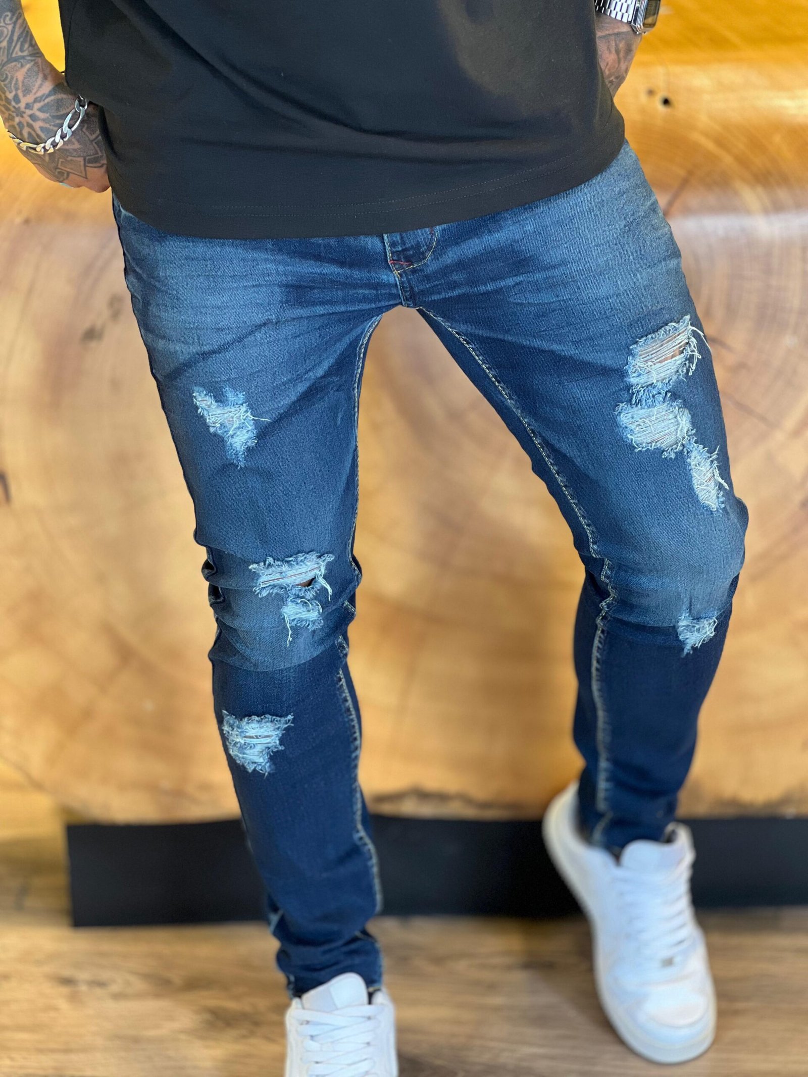 cf3946e9-5732-457f-bdba-5f6a0bb1fab0